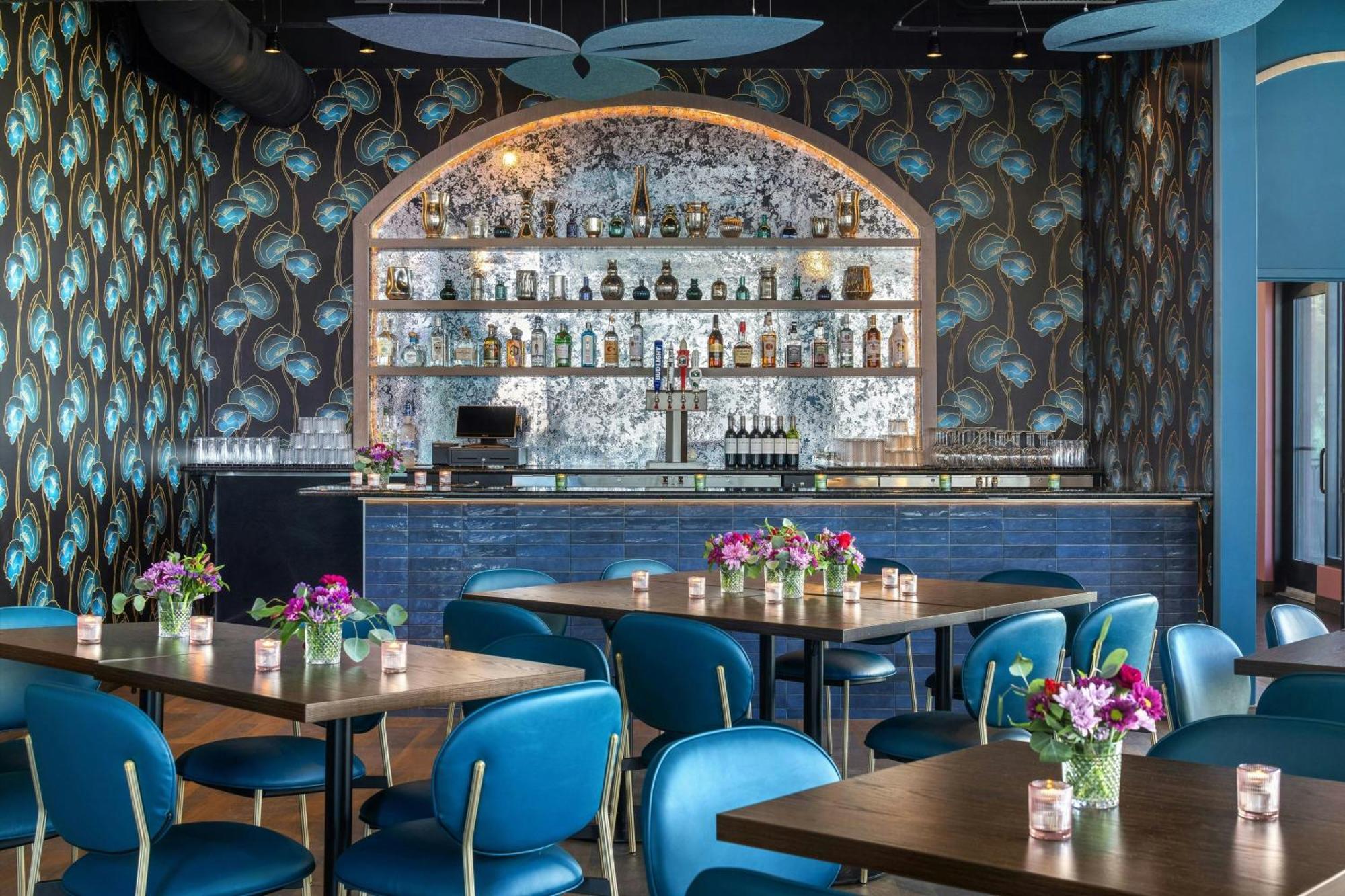 Moxy Madison Downtown Hotel Exterior photo